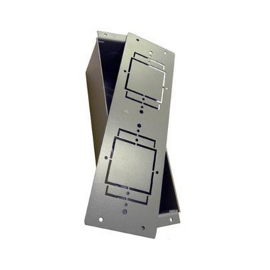 Leviton | Caja de alimentación con receptáculo dúplex y cubierta para utilizarla en cajas Structured Media® montables sobre cemento,